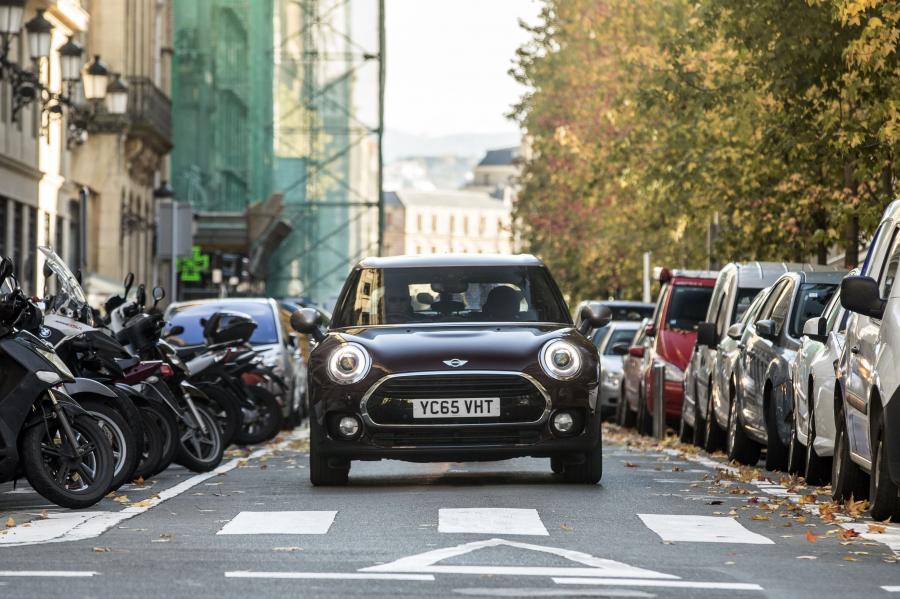  Mini Cooper D Clubman 2015 года  (UK) (фото 83 из 127)